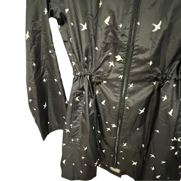 Colloseum Outerwear Women’s Black & White Jacket with Hood, Size Small - Picture 5 of 17